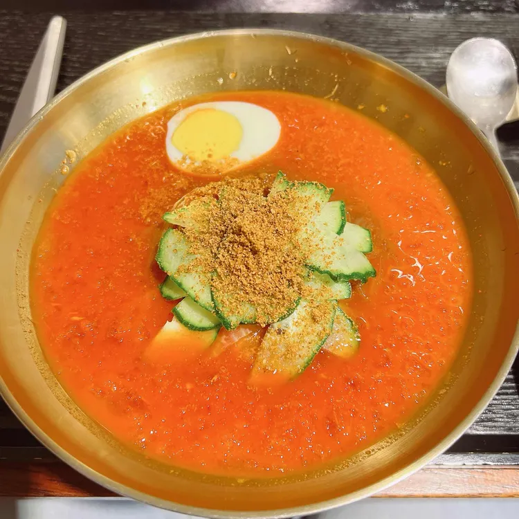 시장냉면 사진