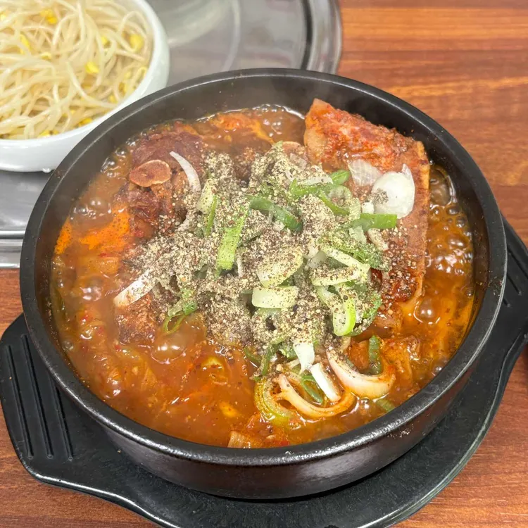 본가감자탕해장국 사진