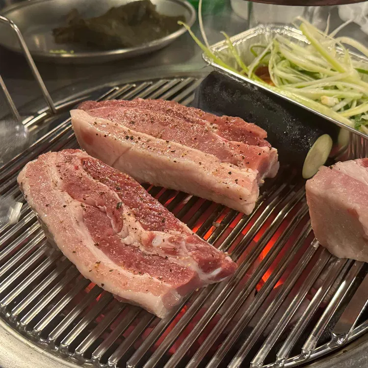 멍군집 사진