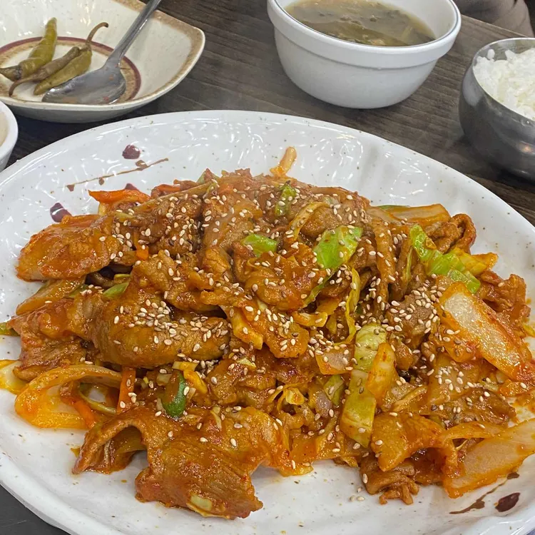 공릉옥 사진