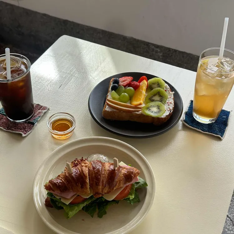 포이 사진