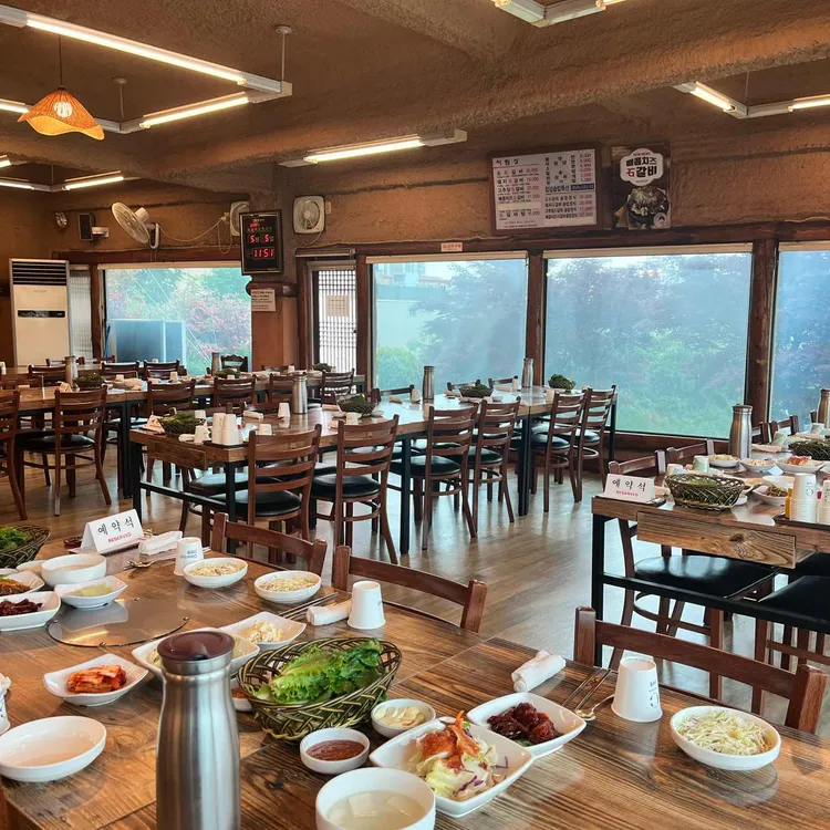 띠울석갈비 사진
