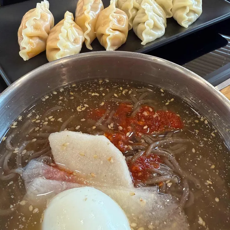 명동칼국수샤브샤브 사진