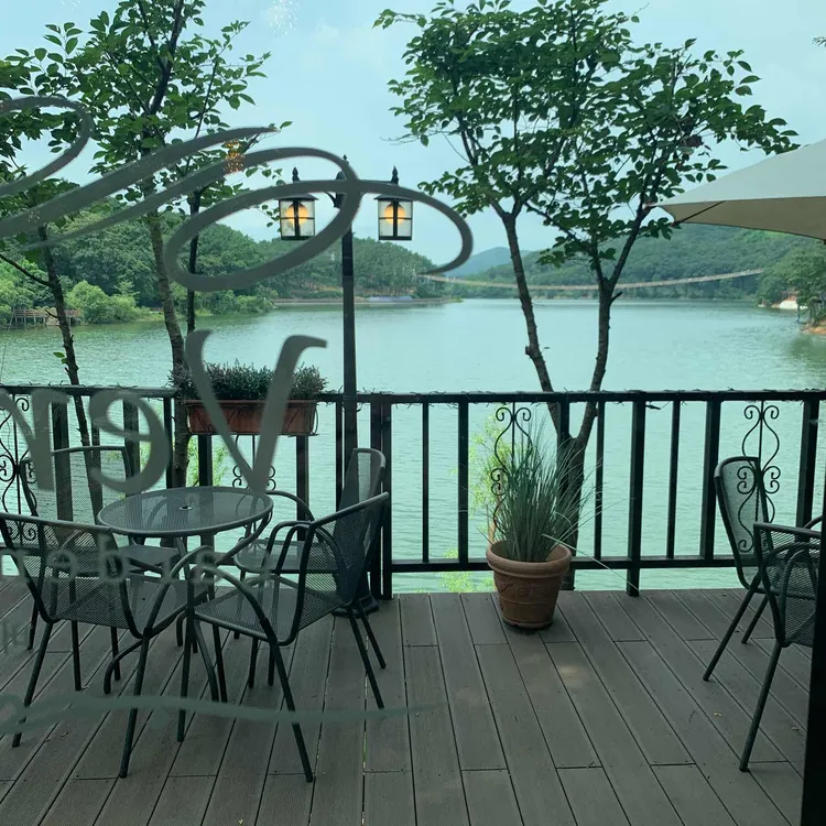 베르테라 사진