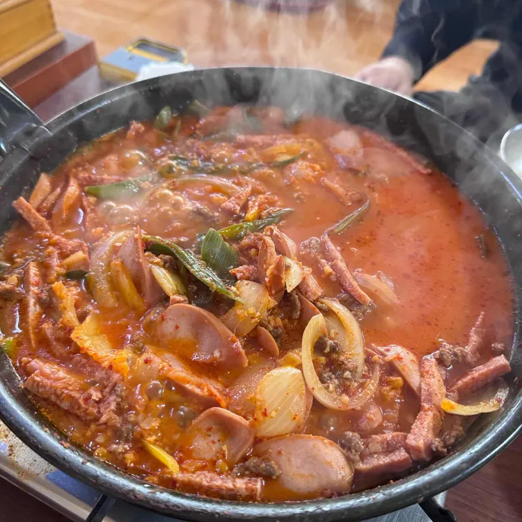 최네집 부대찌개 사진
