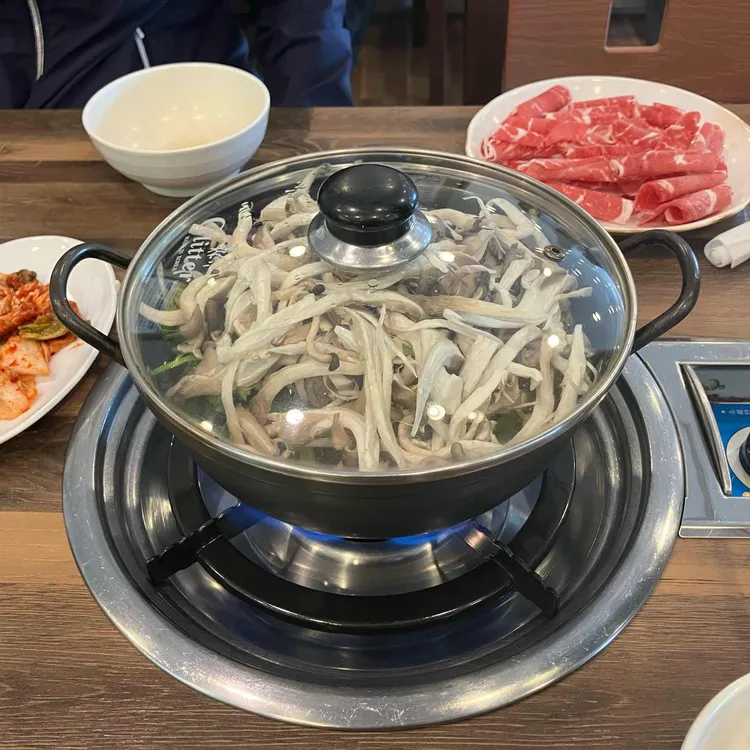 홍두깨샤브칼국수 사진