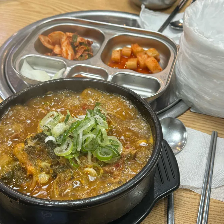 강가 사진