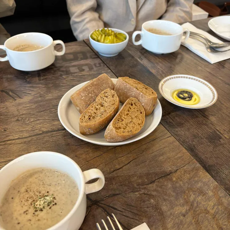 코너그레이 사진