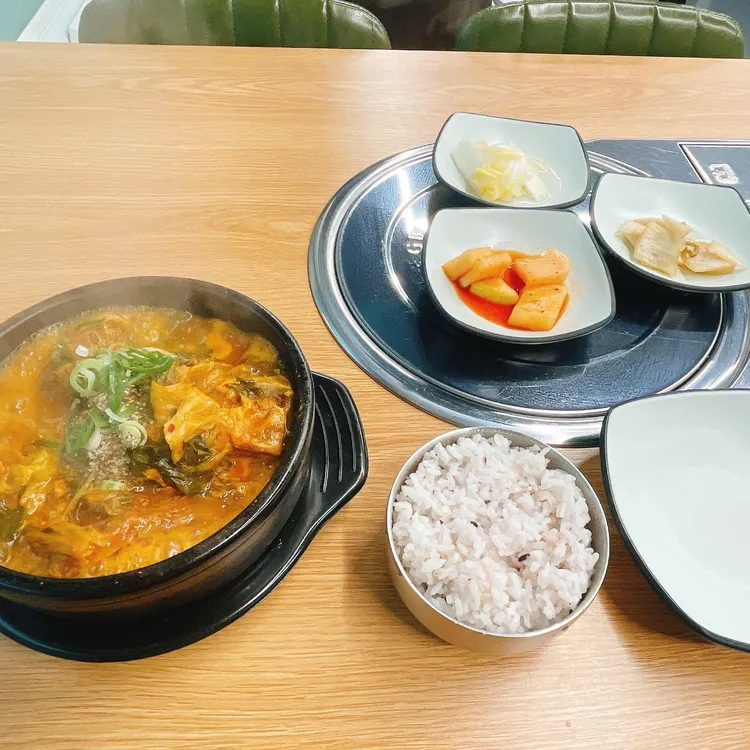 돈킴명인감자탕 사진