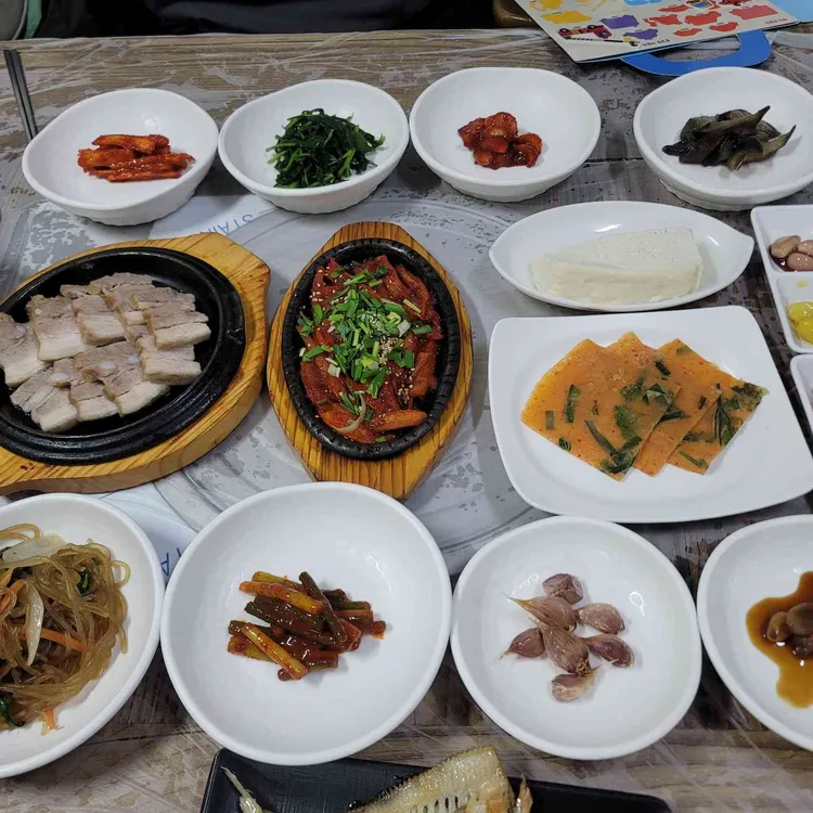 돌집식당 사진