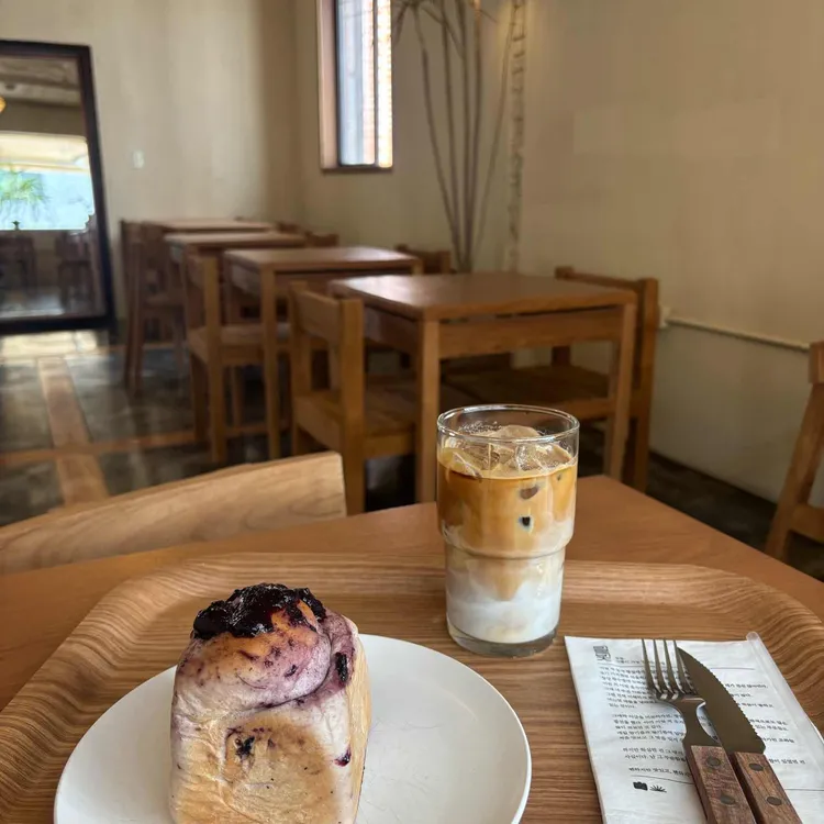 밀빛 사진