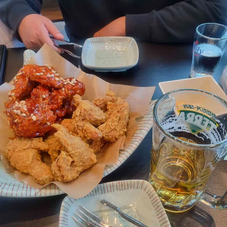 자담치킨 사진