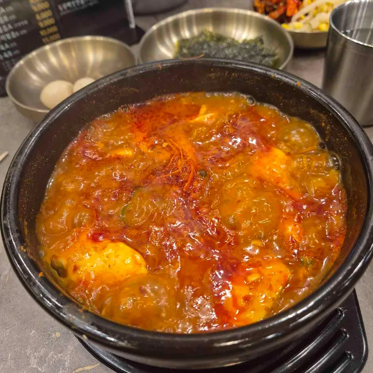 완뚝순두부 사진