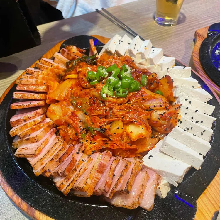 붐비어반월점 사진