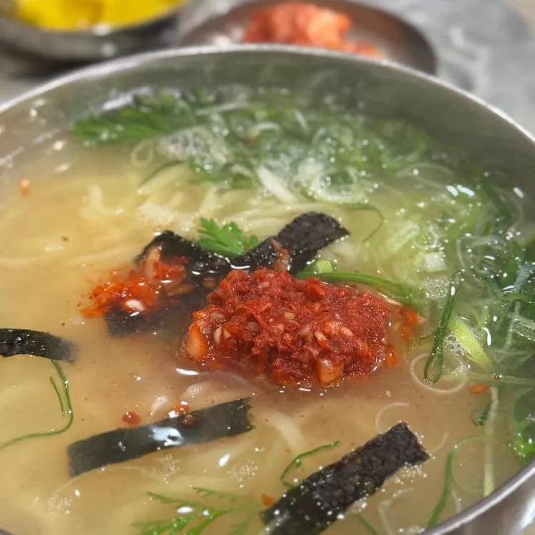 남천용이칼국수 사진