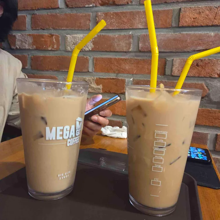 메가커피 사진