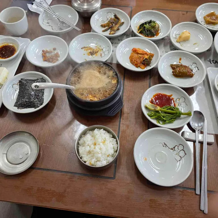 콩두레식당 사진