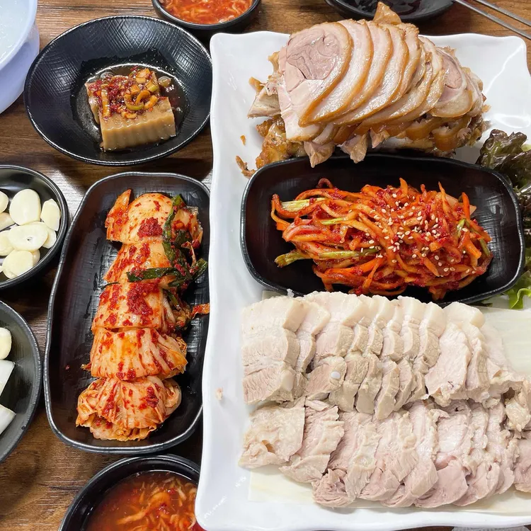 명가왕족발보쌈 사진