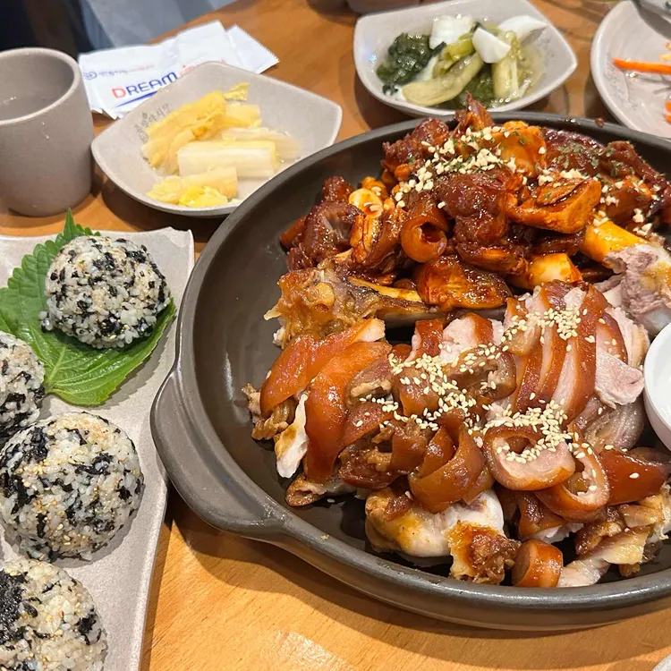 족발야시장 사진