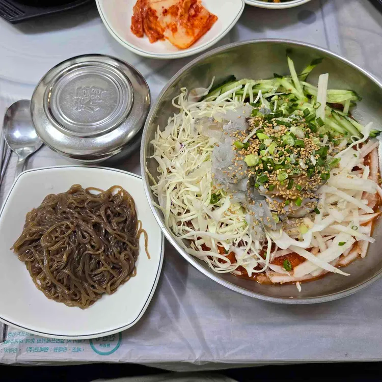 남해자연산횟집 사진