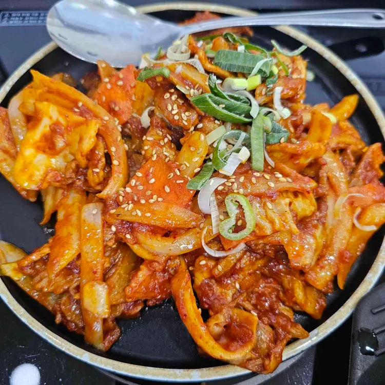 안면도 칼국수와 보리밥 사진