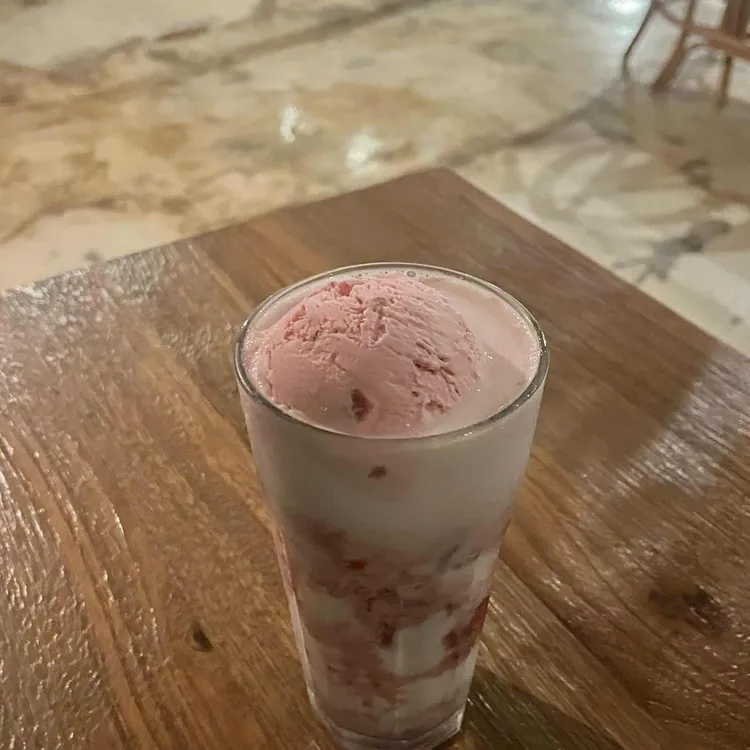 트라토리아 사진