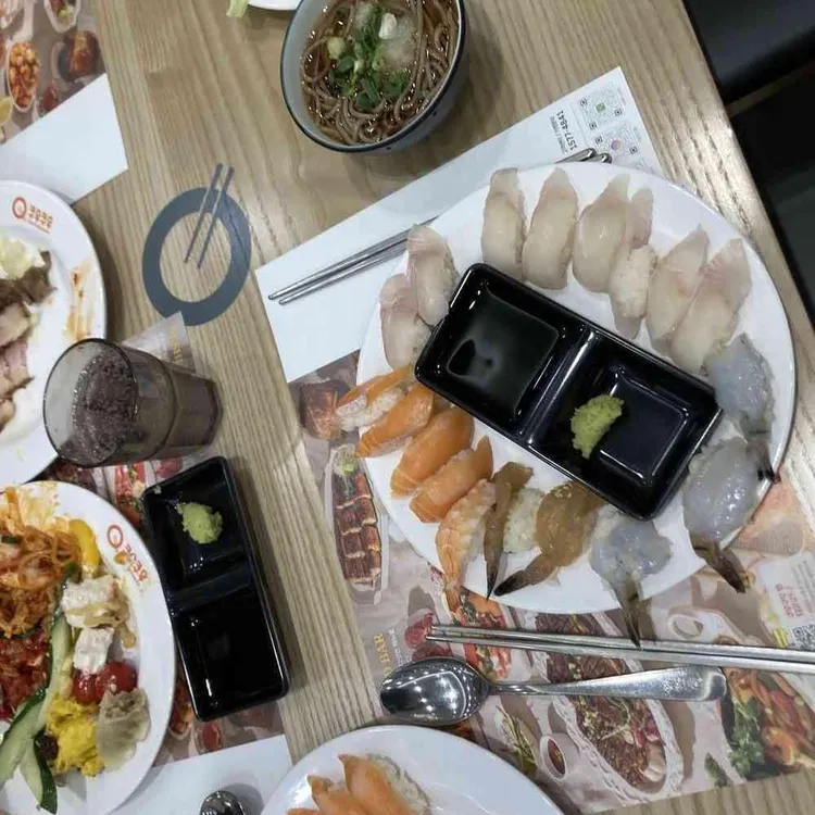쿠우쿠우 사진