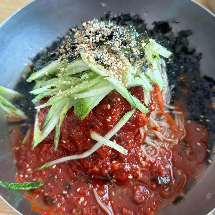 망우리고개 서옹메밀막국수 사진
