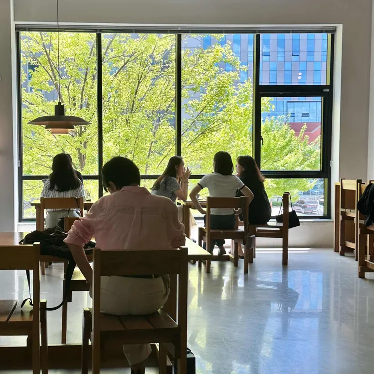 하우스먼트 사진