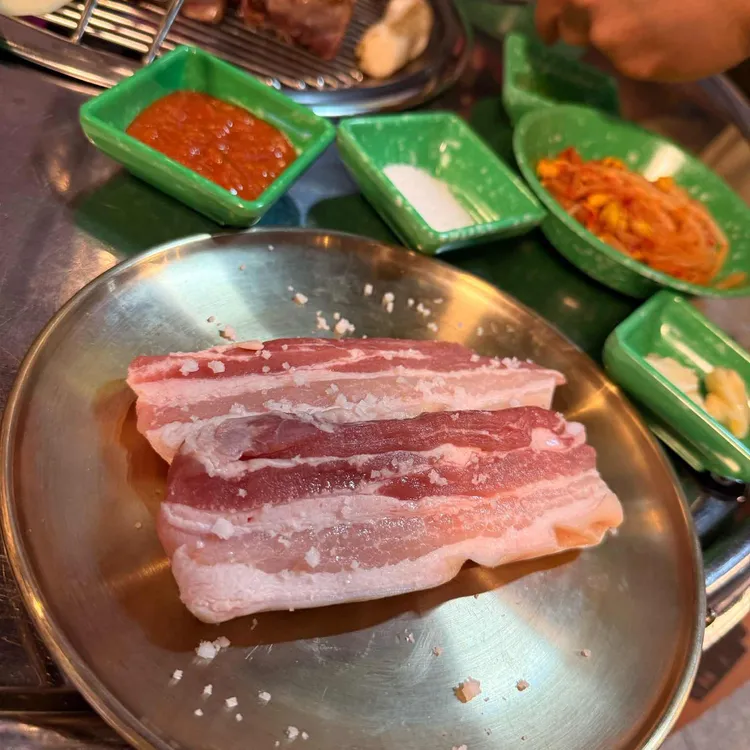 뒷골목연탄구이 사진