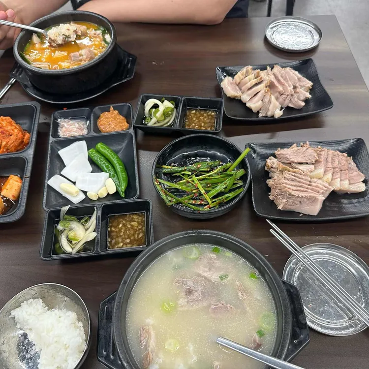 도담순대국 사진