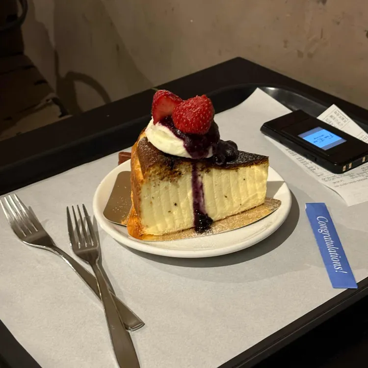 퍼니스 카페앤라운지 사진