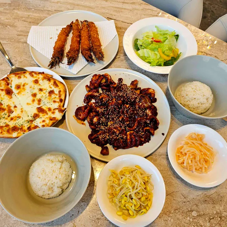 톡톡쭈꾸미 사진