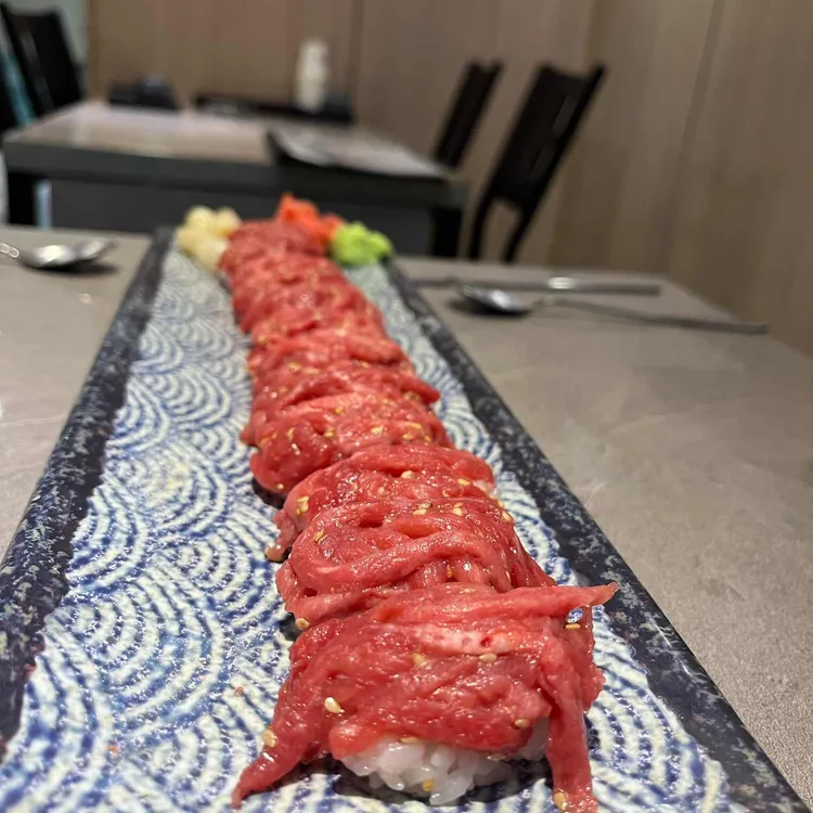 육회바른연어 사진