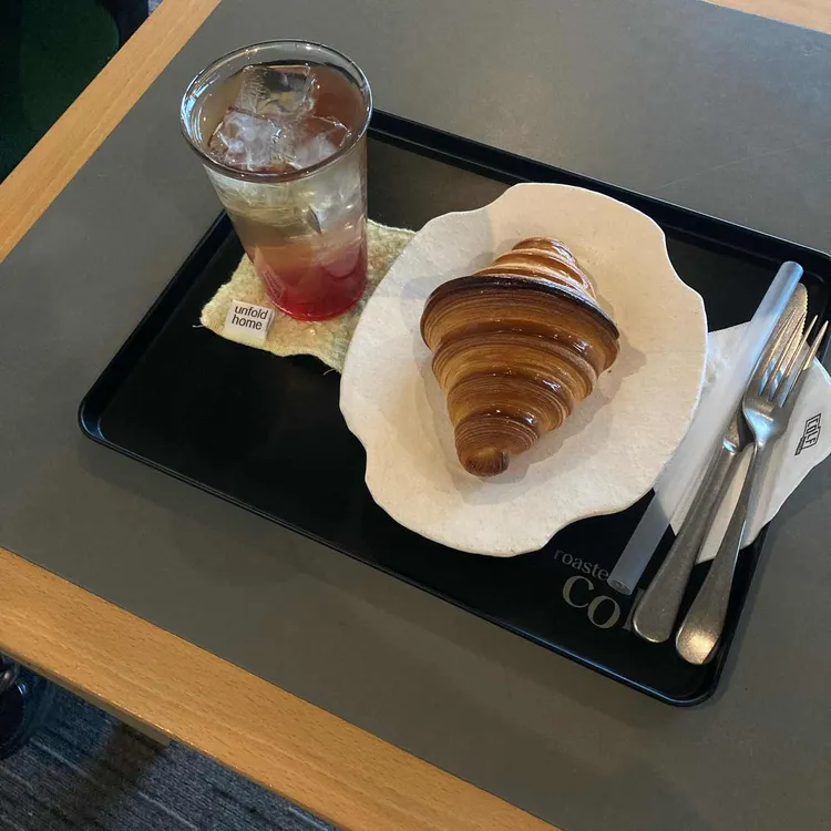 콜프 로스터스 사진