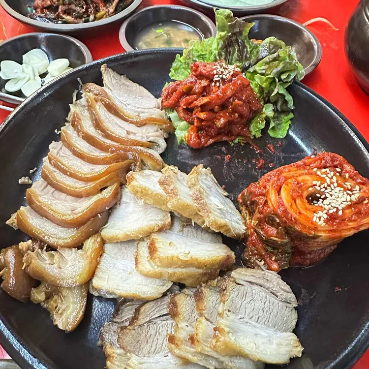 달항아리보쌈 사진