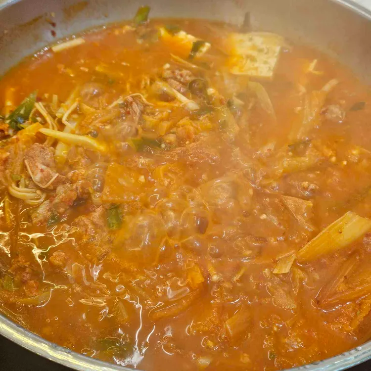 명동돼지찌개 사진