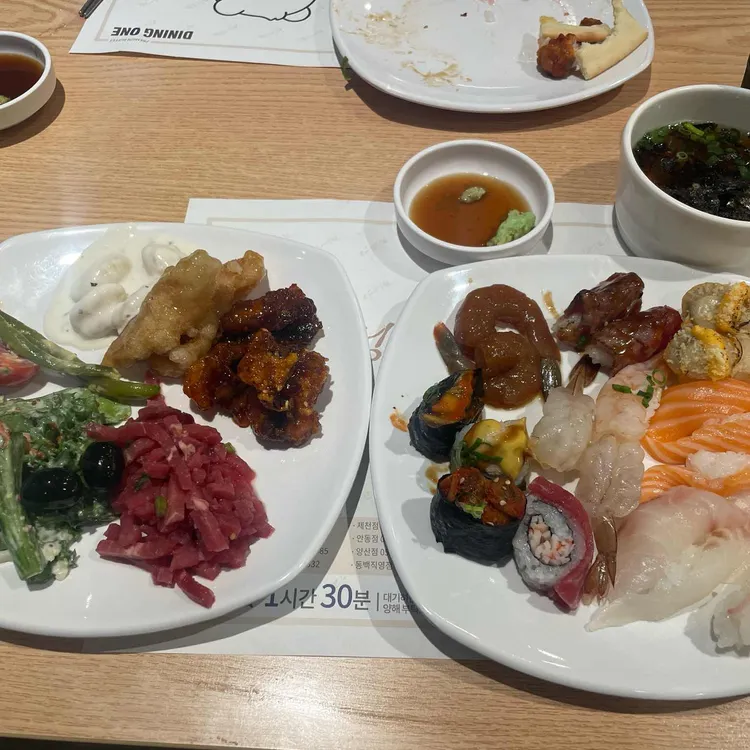 다이닝원 사진