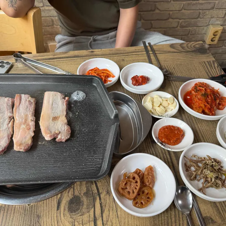 명성식당 사진