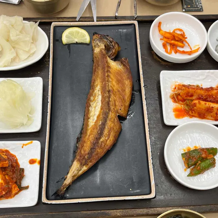부산에뜬고등어 사진