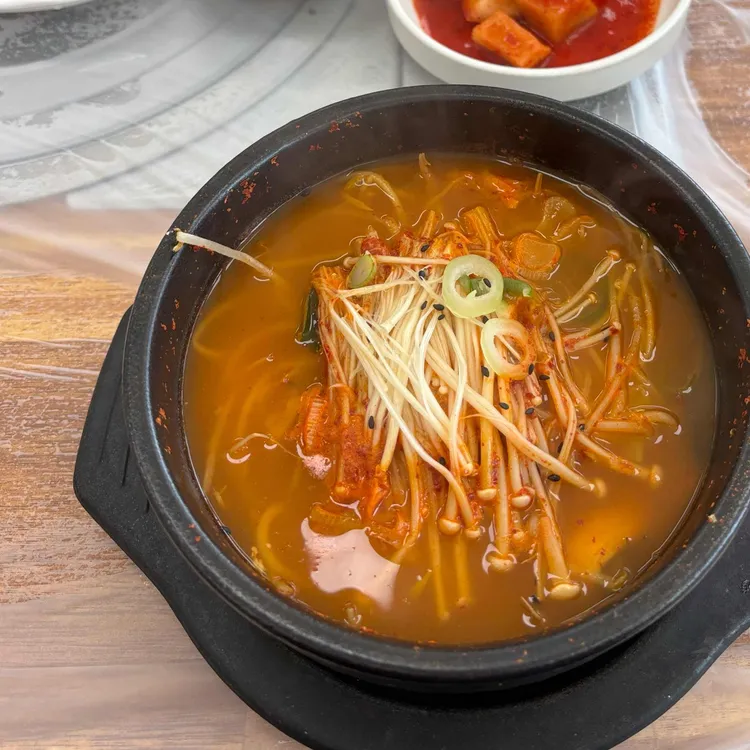 정일품 사진