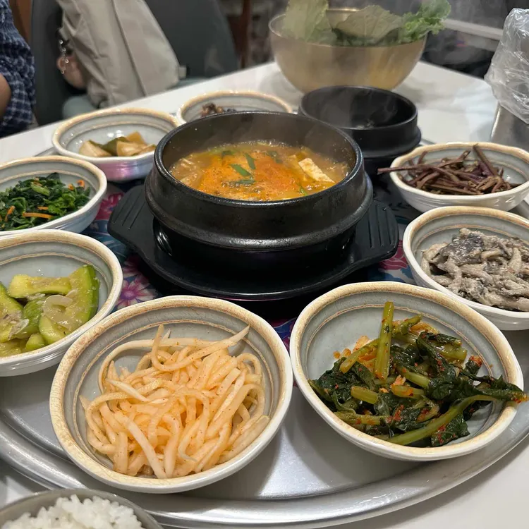 지금식당 제철쌈밥 사진