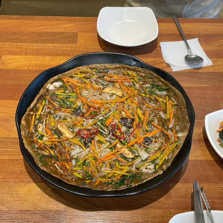 벚골도토리막국수 사진
