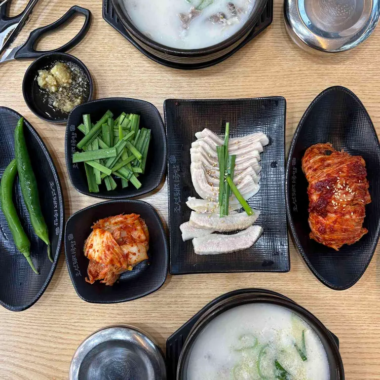 조선돼지국밥 사진