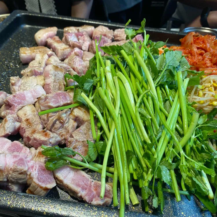 김부삼 사진
