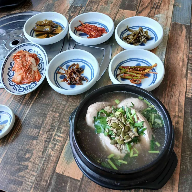 무이806능이백숙 사진