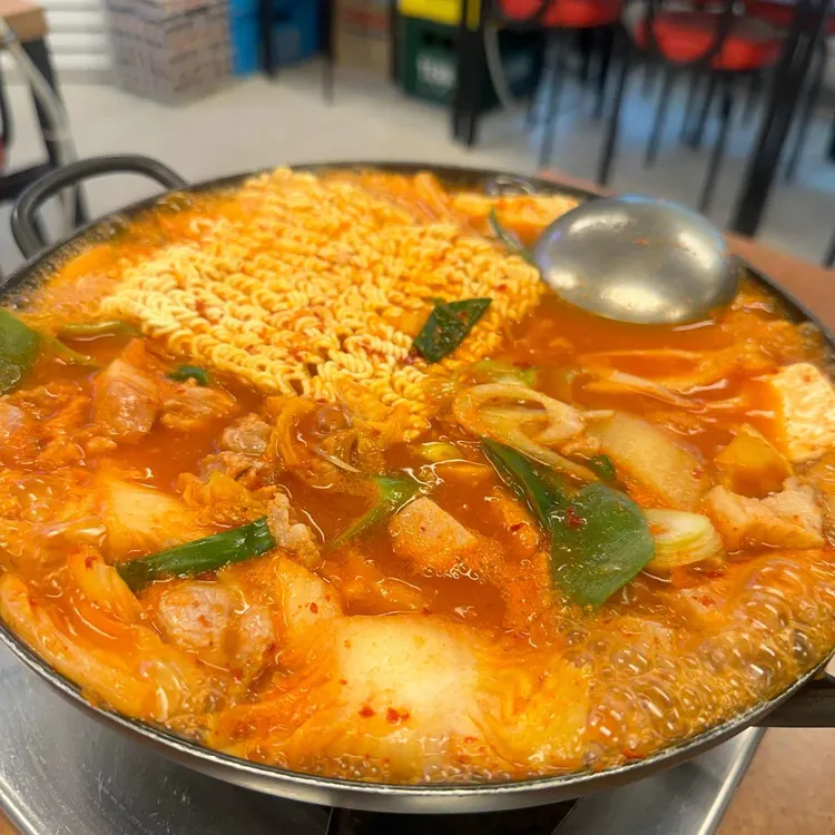 김삼보 제주생고기&김치찌개 사진