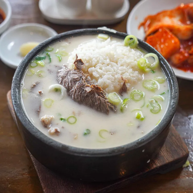 거대곰탕 사진