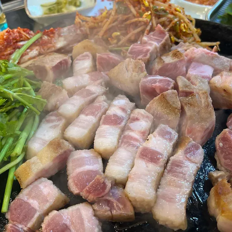 할매솥뚜껑삼겹살 사진