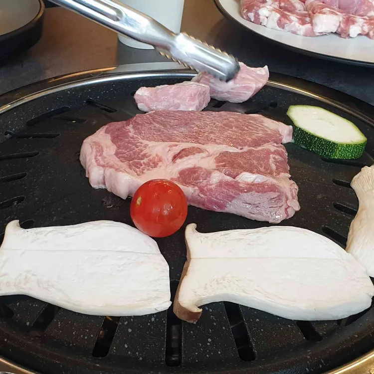 은성돌판한우구이 사진